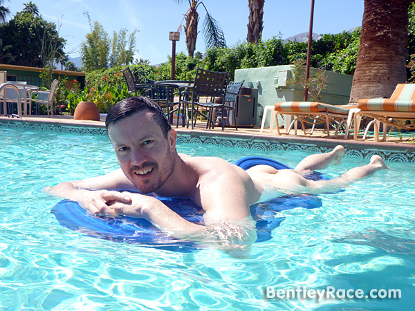 Naked in the pool at the Mirage 4 Men in Palm Springs